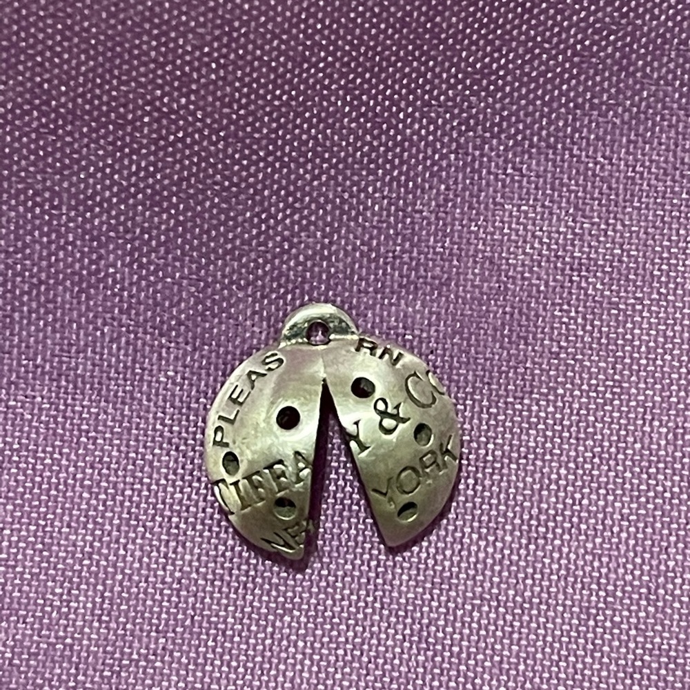 Tiffany ladybug chamr